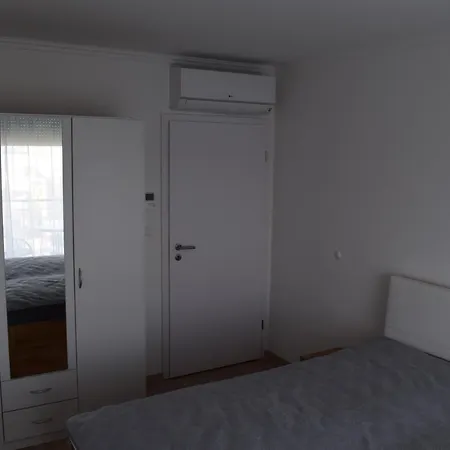 Apartment Levi *